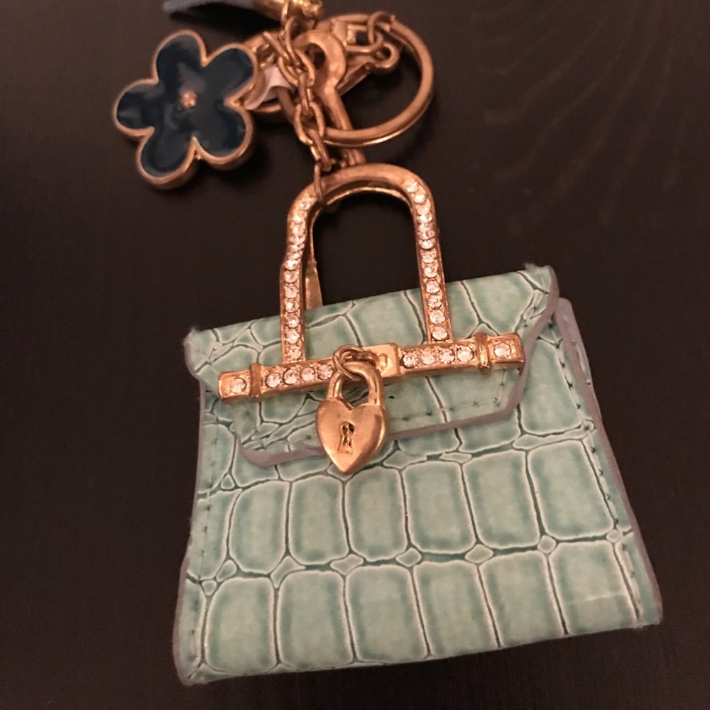 Keychain - Picture 3 of 4